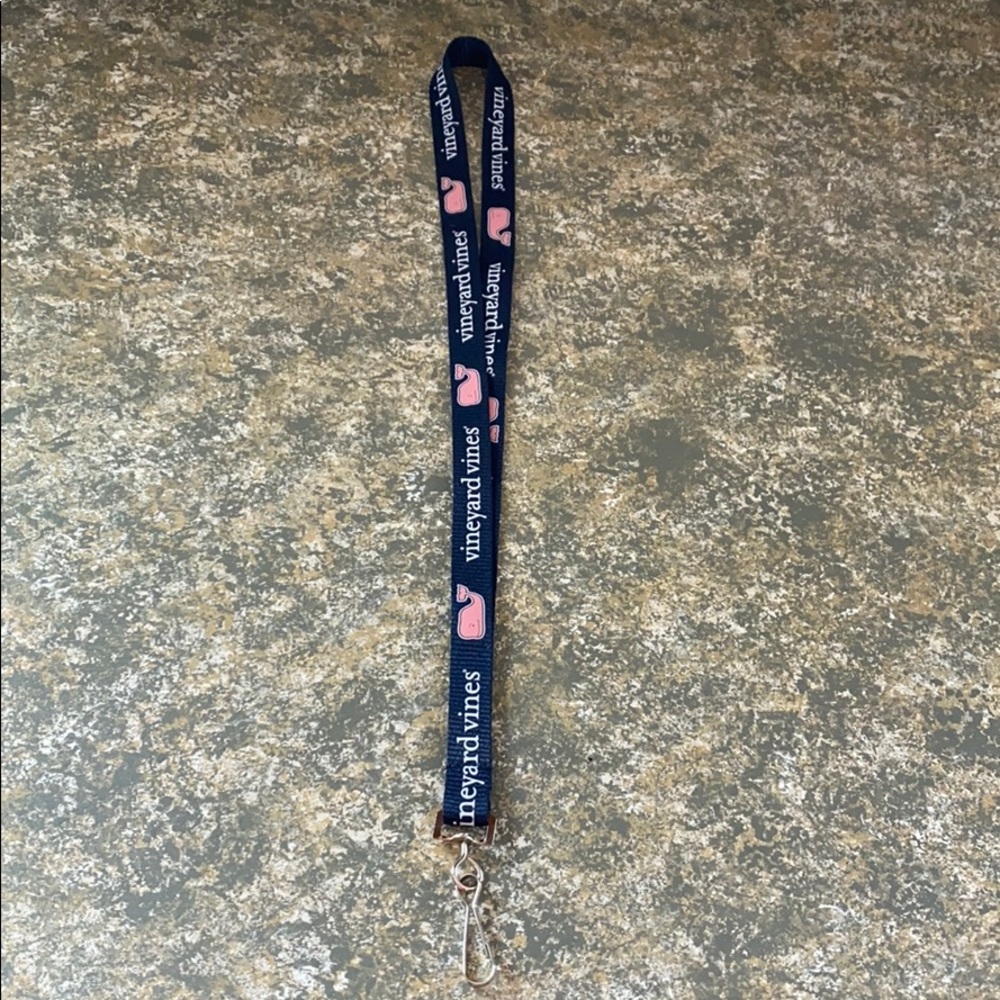 Vineyard Vines land yard